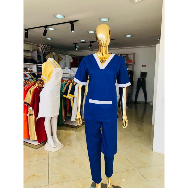 Tunica Gola V e Calça Multiuso Sarja